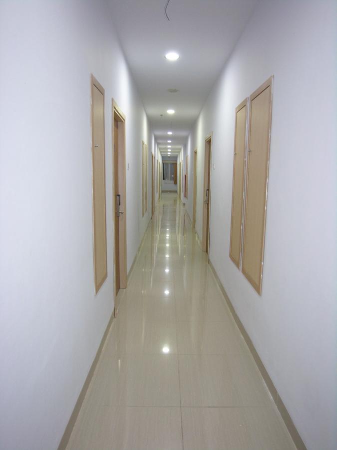 Hotel Delima Banjarmasin  Buitenkant foto